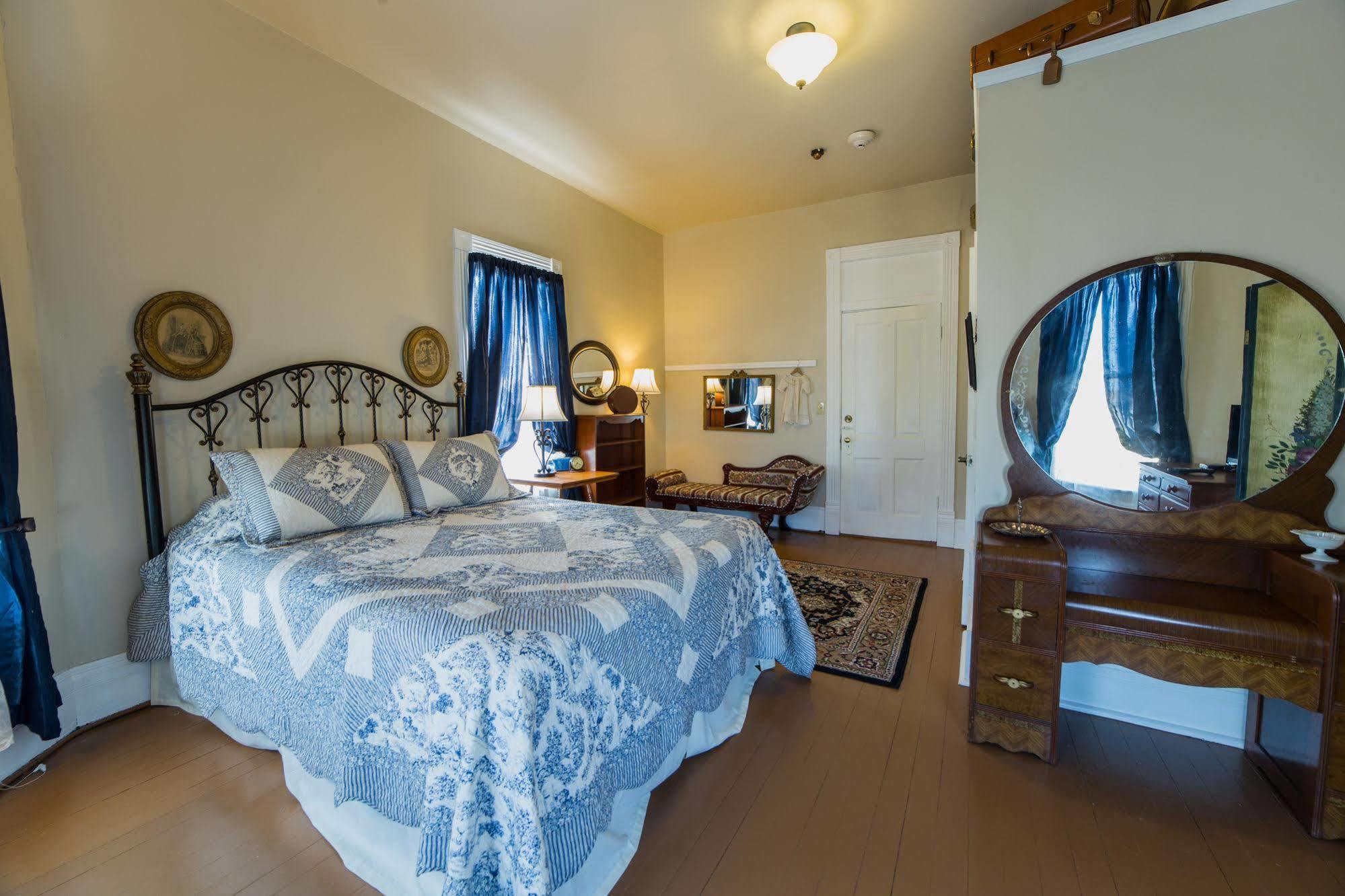 Grand Victorian Inn (Adults Only) Park City Экстерьер фото